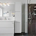 4 Bedroom Stunning In *