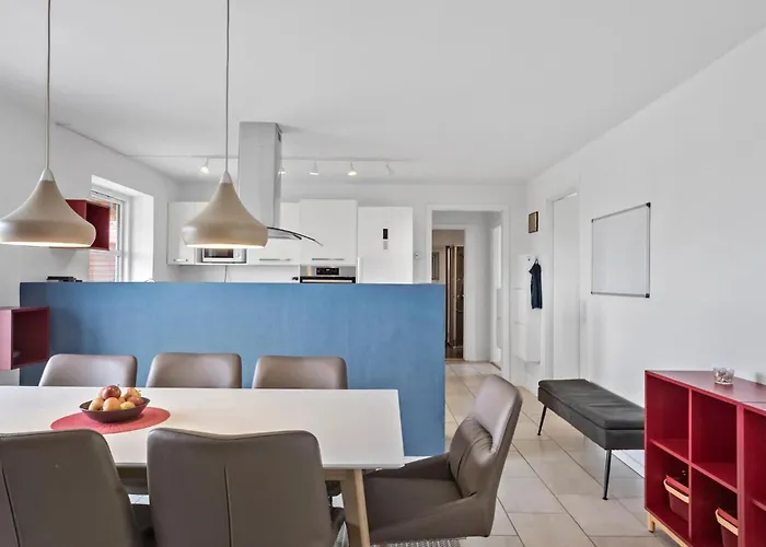 4 Bedroom Stunning In *