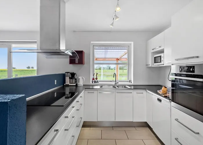 4 Bedroom Stunning In