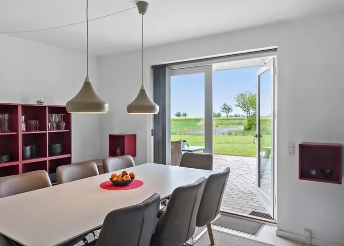 4 Bedroom Stunning In